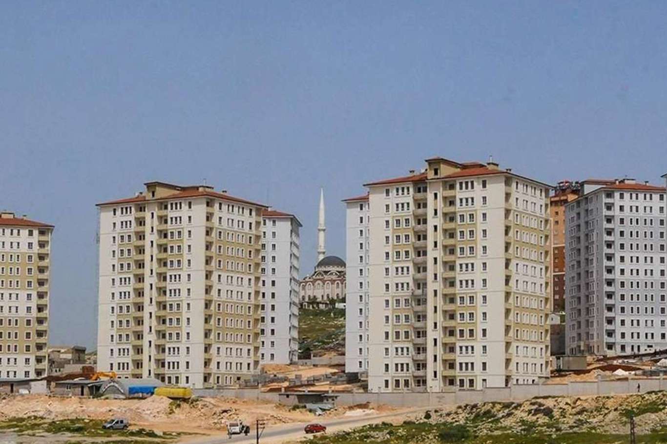 Kızıltepe halkı, sosyal konut projesine ayırılan konut sayısının arttırılmasını talep ediyor Kızıltepe halkı, sosyal konut projesine ayırılan konut sayısının arttırılmasını talep ediyor
